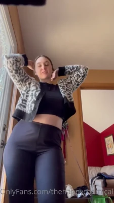 thehappychemical - Testing out my flabby tits