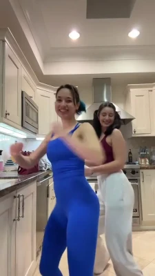 sofiiiiagomez - Hello  First time here