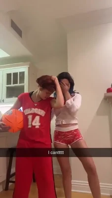 sofiiiiagomez - Can t sleep  come here and play with me