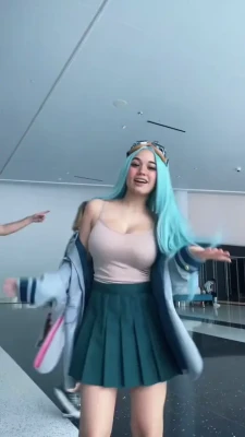 sofiiiiagomez - Mmmm wanna help next time