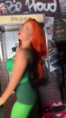 sofiiiiagomez - Happy hump day this should be the ending of all the same your play 