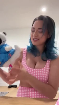 sofiiiiagomez - Can I be your mistress?