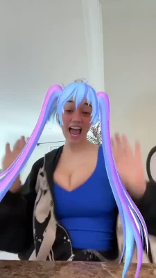 sofiiiiagomez - I m gonna make a schedule for posts so I can make things a little