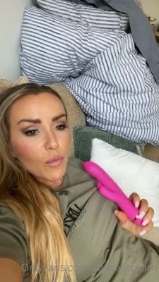 louisefitcoach - I love when he’s rough with me! 😍
