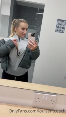 louisefitcoach - happy friday! i wanna lay you down and sit right on top of your head