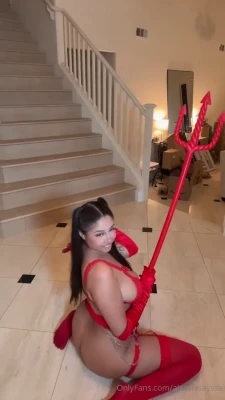alessiasaysso - What was that noise?