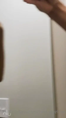 alessiasaysso - Tip $8 to see me squirt in this 2.5 min vid 😋